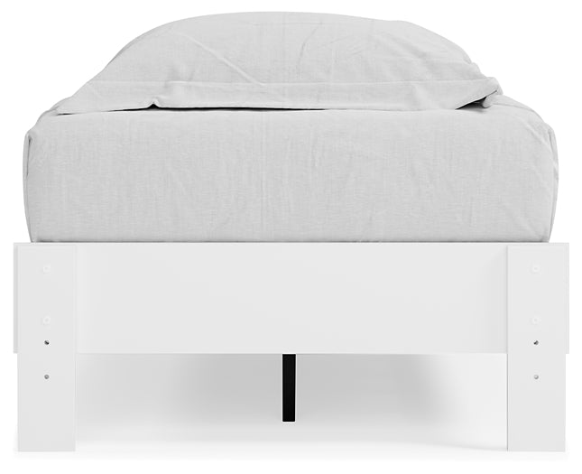 Piperton Platform Bed