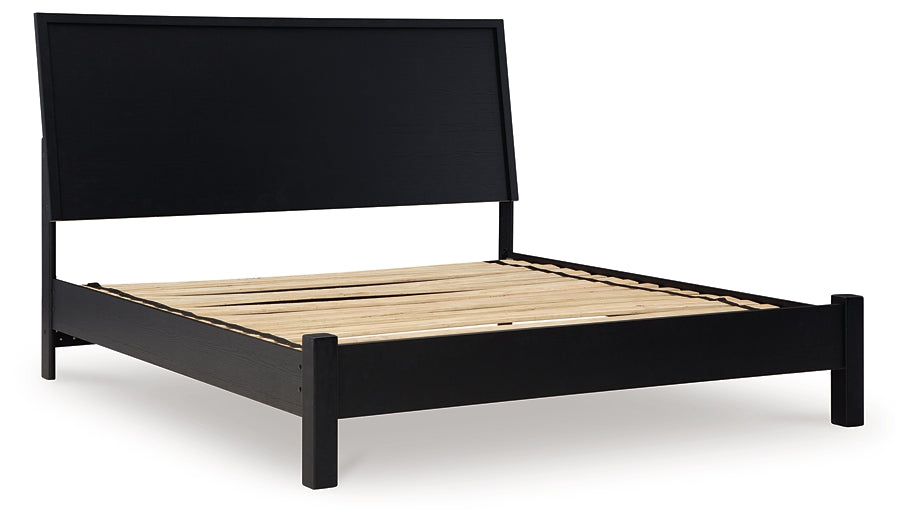 Danziar Panel Bed
