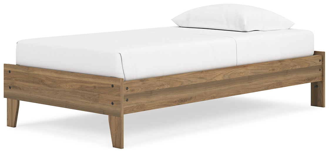 Deanlow Platform Bed