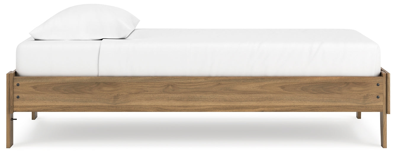 Deanlow Platform Bed