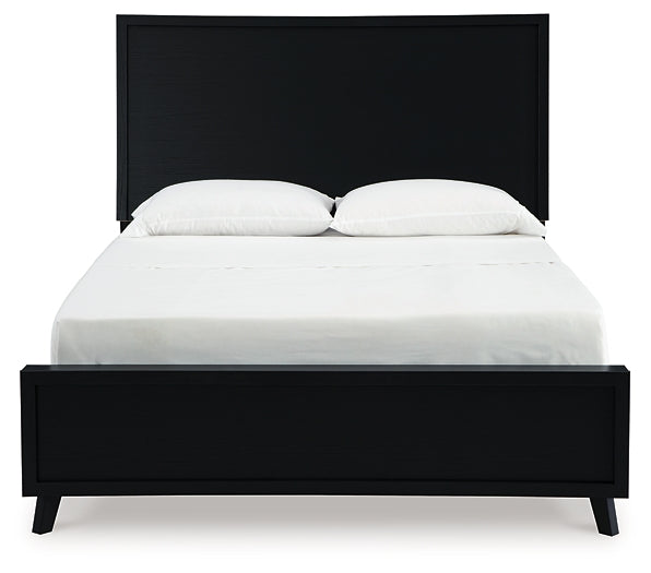 Danziar Panel Bed