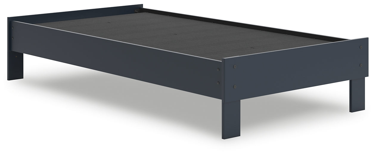 Simmenfort Platform Bed