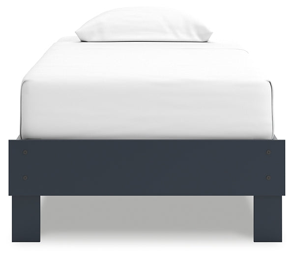 Simmenfort Platform Bed