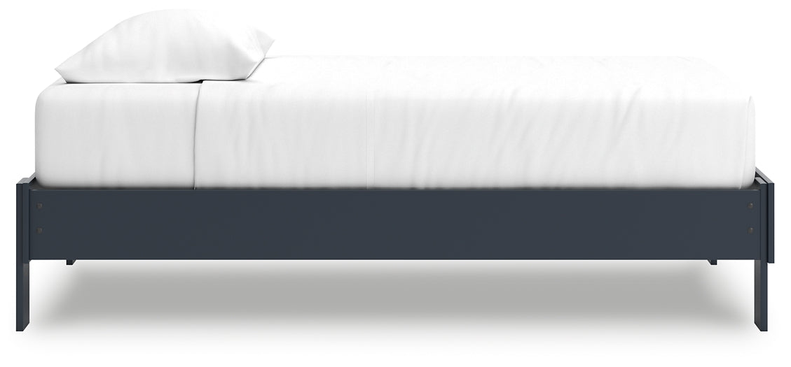 Simmenfort Platform Bed