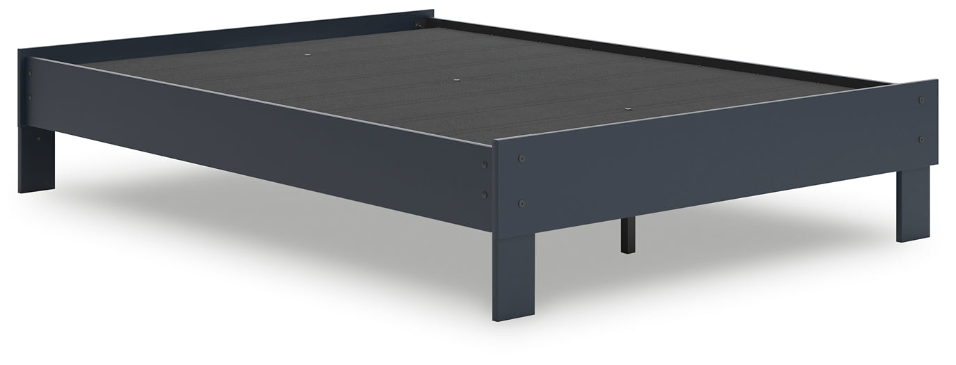 Simmenfort Platform Bed