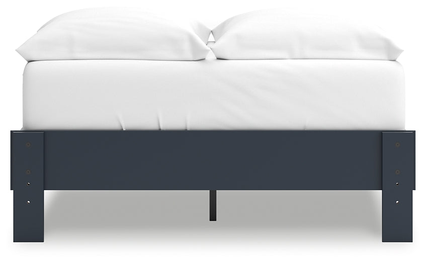 Simmenfort Platform Bed