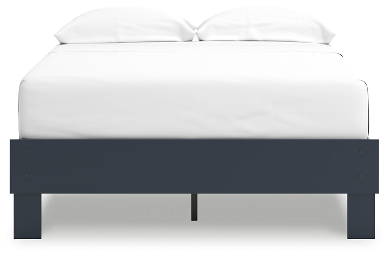 Simmenfort Platform Bed