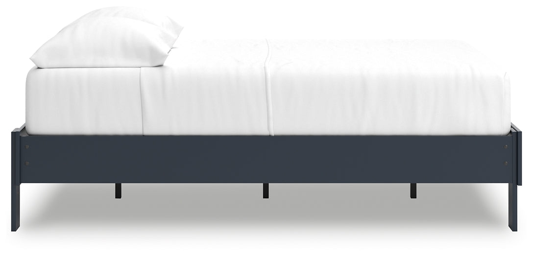 Simmenfort Platform Bed
