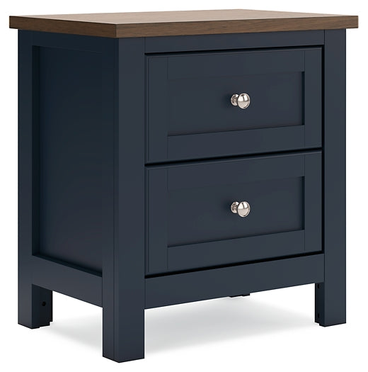 Landocken Queen Panel Headboard with Mirrored Dresser and Nightstand