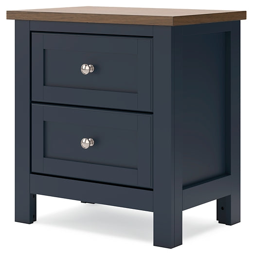 Landocken Queen Panel Headboard with Mirrored Dresser and Nightstand