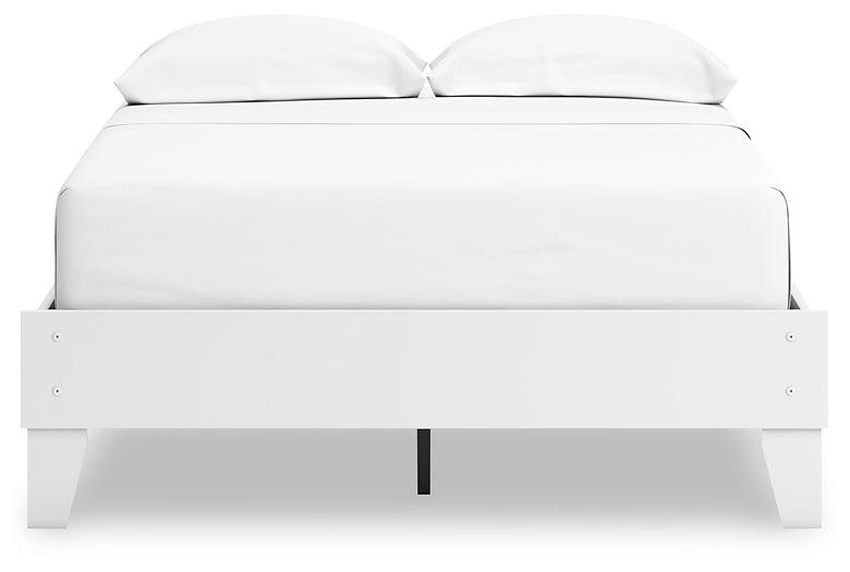 Hallityn Platform Bed