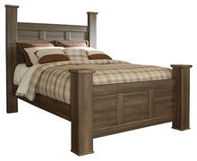 Load image into Gallery viewer, Juararo Queen Poster Bed with Mirrored Dresser, Chest and 2 Nightstands
