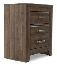 Load image into Gallery viewer, Juararo Queen Poster Bed with Mirrored Dresser, Chest and 2 Nightstands
