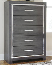Load image into Gallery viewer, Lodanna Full Panel Bed with Mirrored Dresser and Chest
